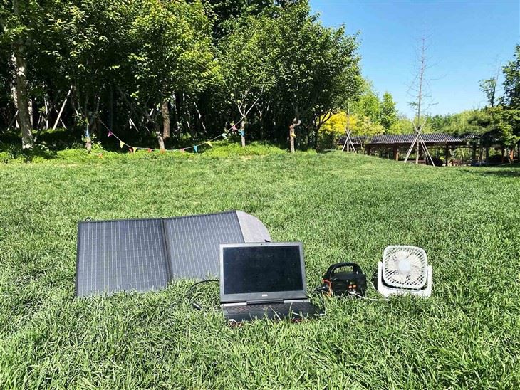 60W Folding Solar Panel USB DC framleiðsla